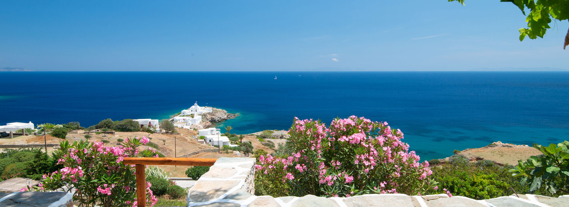 Roubina rooms in Chryssopigi in Sifnos